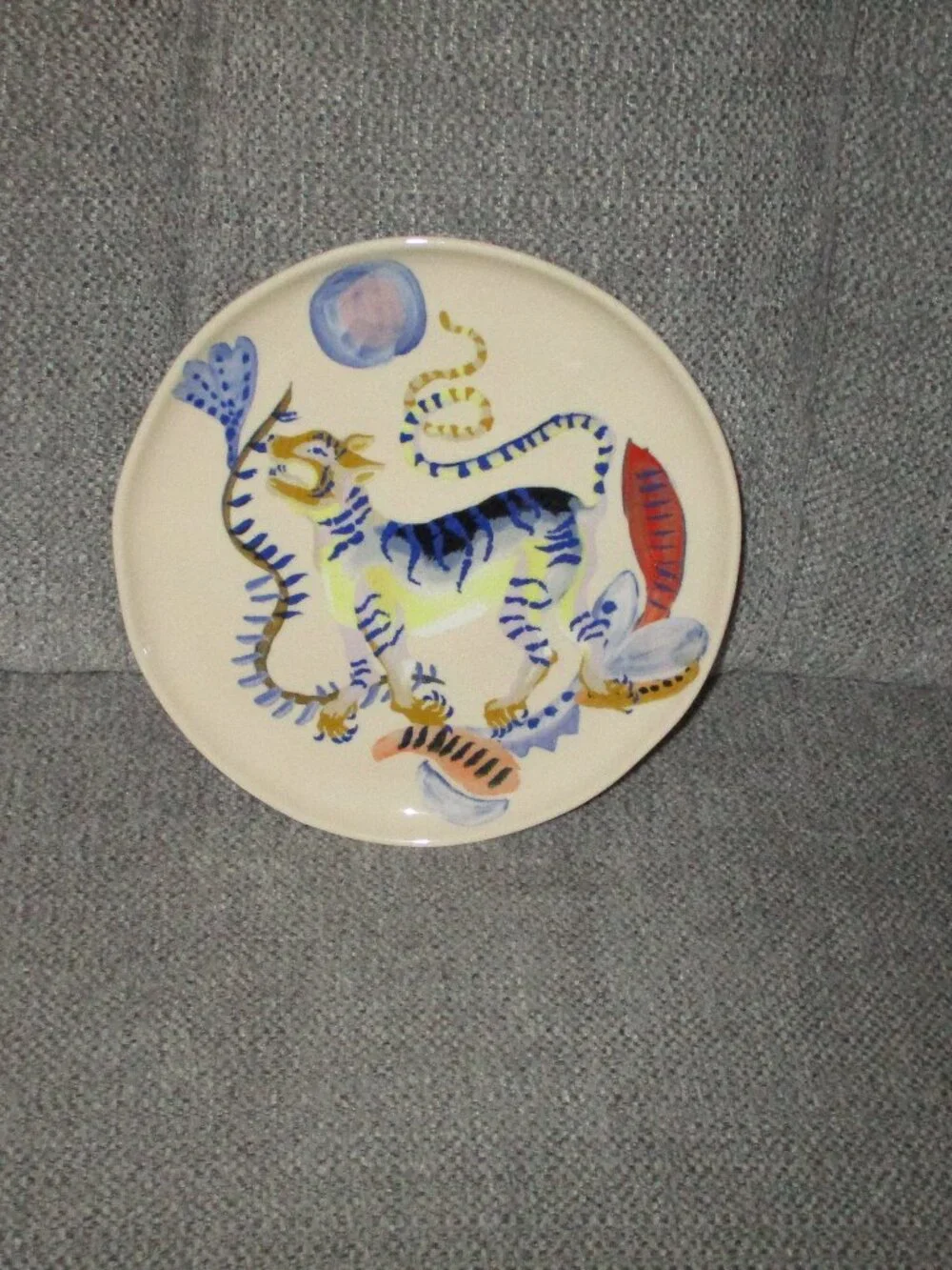 NWOT Anthropologie Sarah Gordon Dessert Plate - neutral tiger motif